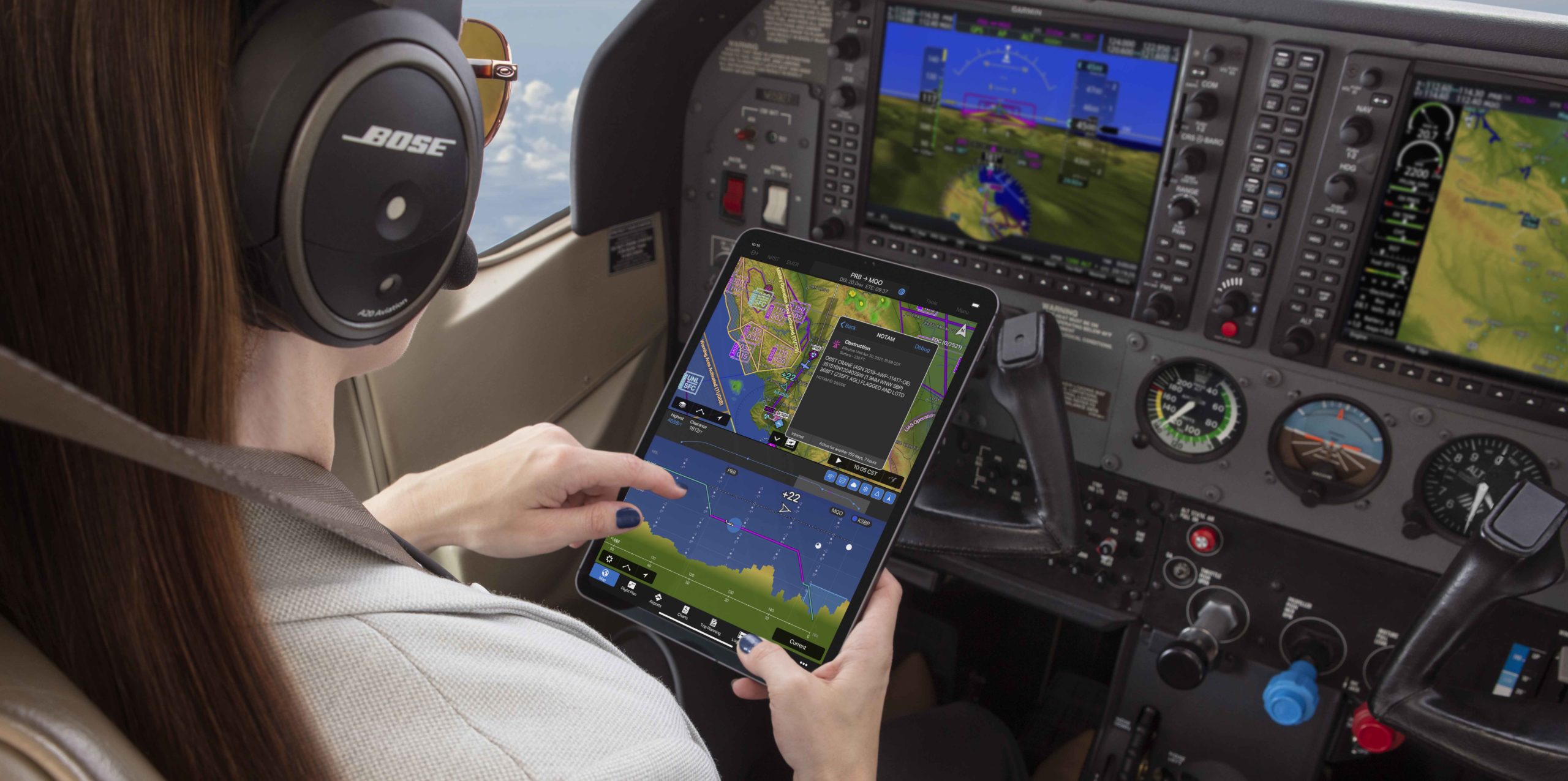 Pilot review Garmin Pilot on iPad in cockpit