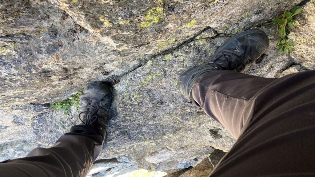 Mountaineer Trapped on Ledge for 6 Hours | Garmin Blog