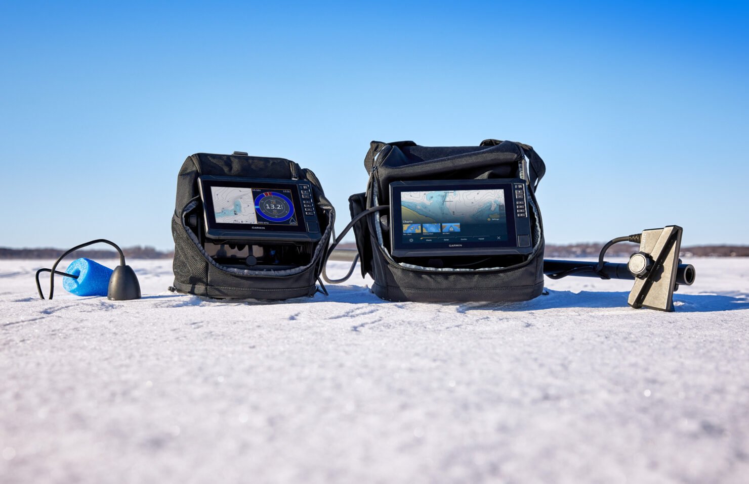 Garmin LIVESCOPE vs FLASHER Ice Fishing (Pros and Cons Of Both
