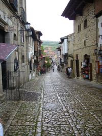 Rues_de_Santillana_del_Mar_(Cantabria)