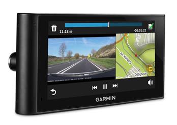 GARMIN  Garmin dēzlCam : le premier GPS pour poids lourds avec dashcam  intégrée