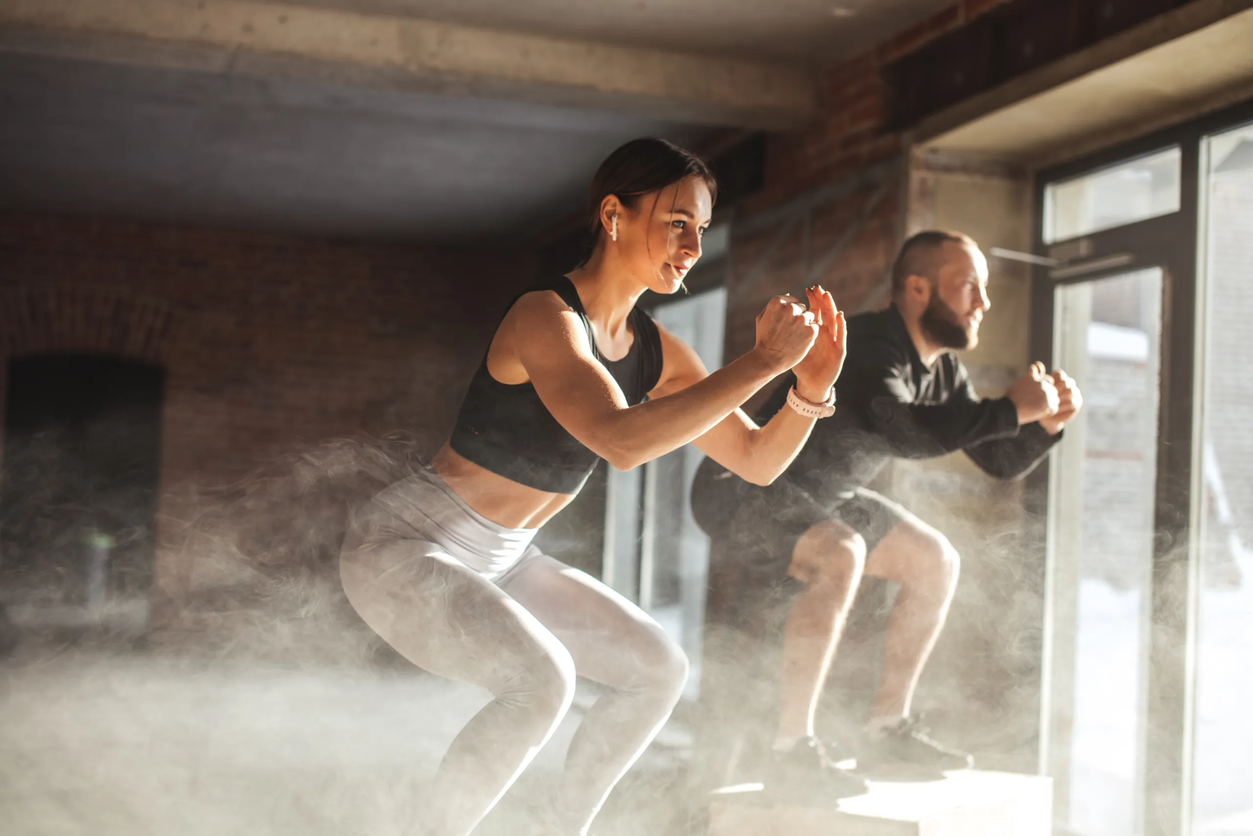 CrossFit คืออะไร รู้จักการออกกำลังกายที่ผสมทั้งคาร์ดิโอและเวทเทรนนิ่ง
