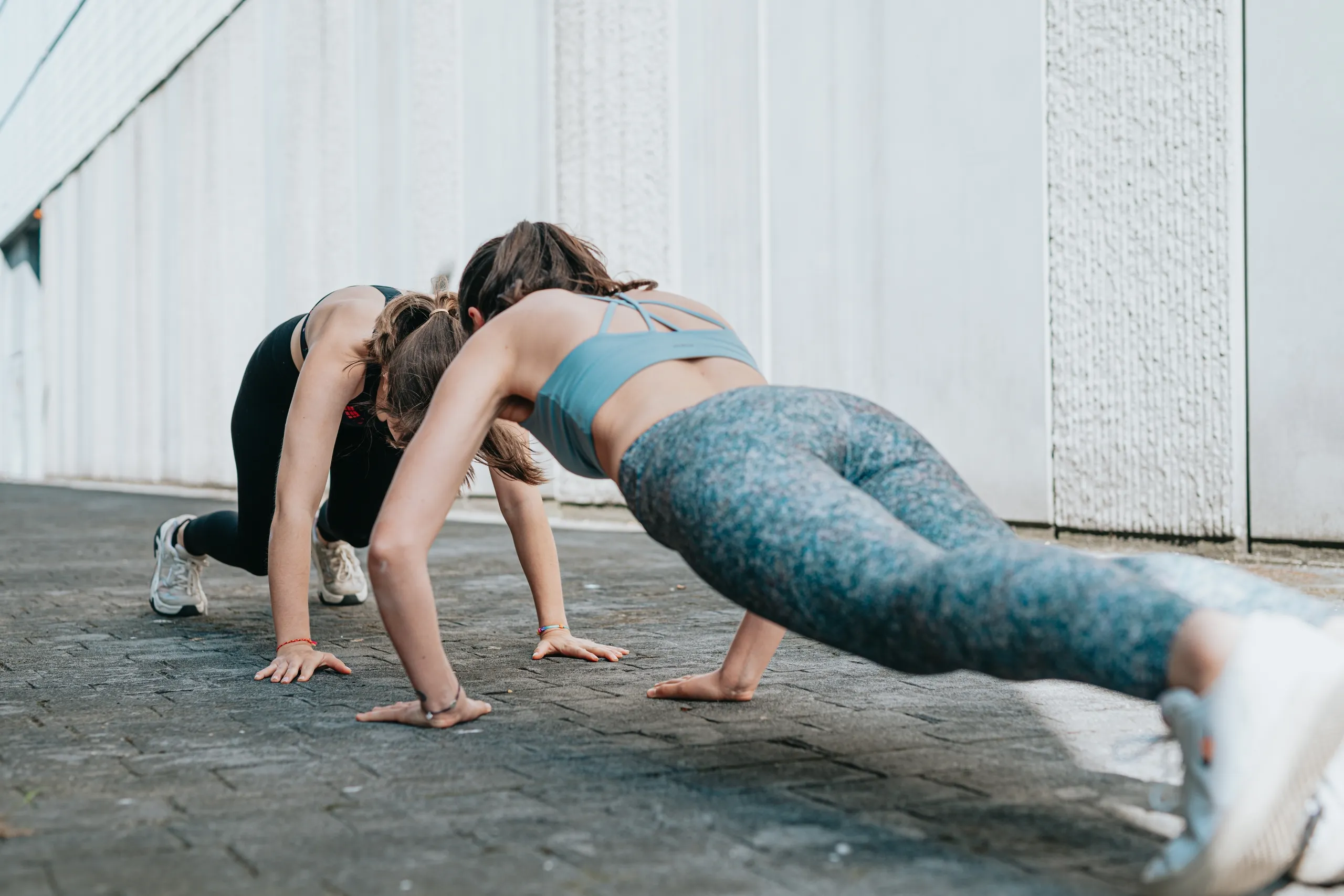 Burpee คืออะไร? รวมท่า Burpee สำหรับมือใหม่ถึงสายฟิต